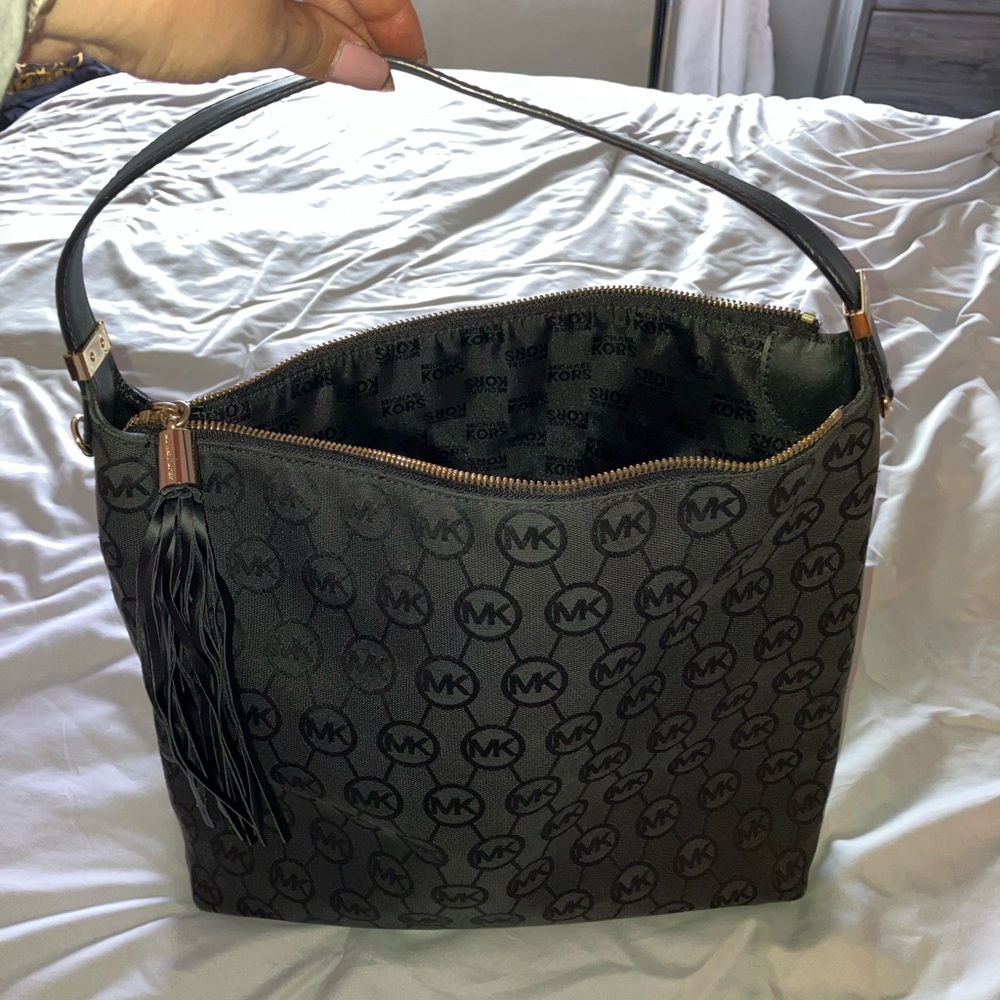 Michael Kors Hobo Bag